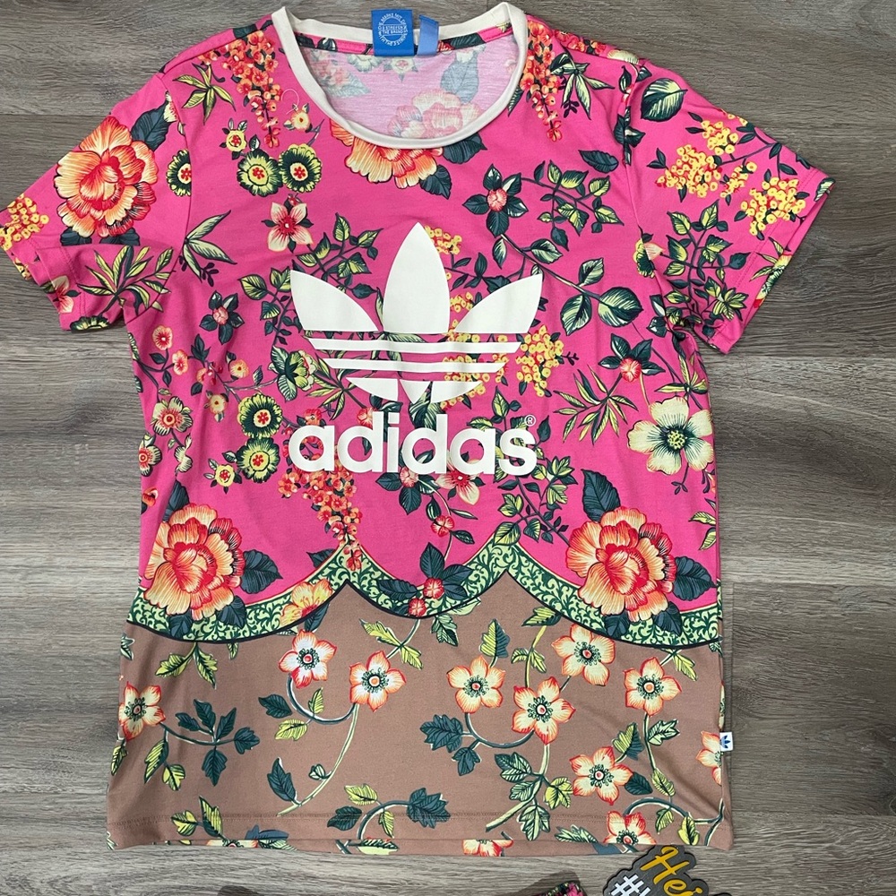 Adidas Floral Short Set - Picture 3 of 5